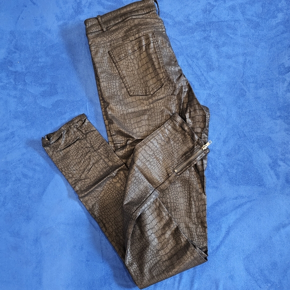 Tall Black Coated Seam Front Detail Coated 5 Pocket Longleg skinny jeans - Picture 2 of 4